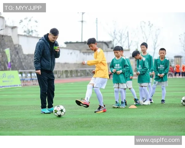 足球明星携手助力贫困儿童实现梦想点燃希望之光